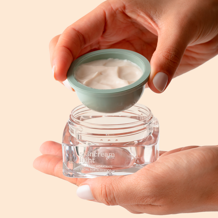 🎁 Refil Hidratante Facial em Gel Fortalecedor | Skincream Light (100% off)